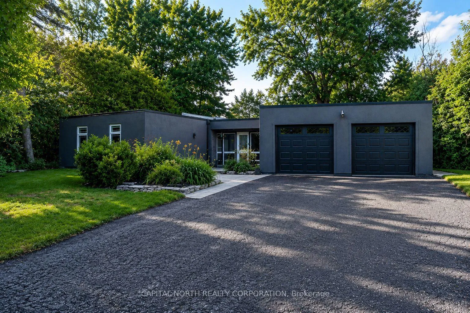Photo 1 of 1166 Parkway Drive, Innisfil, Gilford — HOMEH