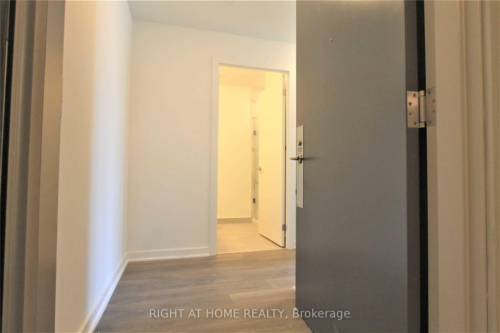 Photo 2 of Unit 1702#, 38 Forest Manor Road, North York, Henry Farm — HOMEH