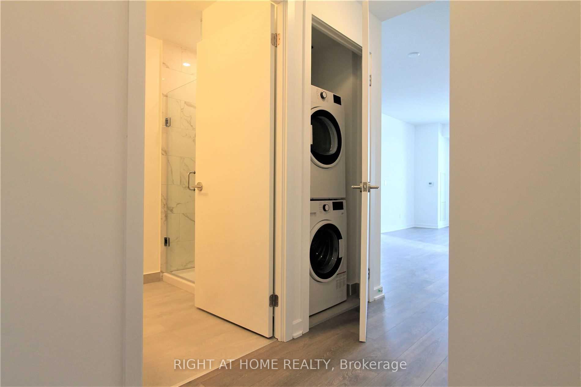 Photo 3 of Unit 1702#, 38 Forest Manor Road, North York, Henry Farm — HOMEH