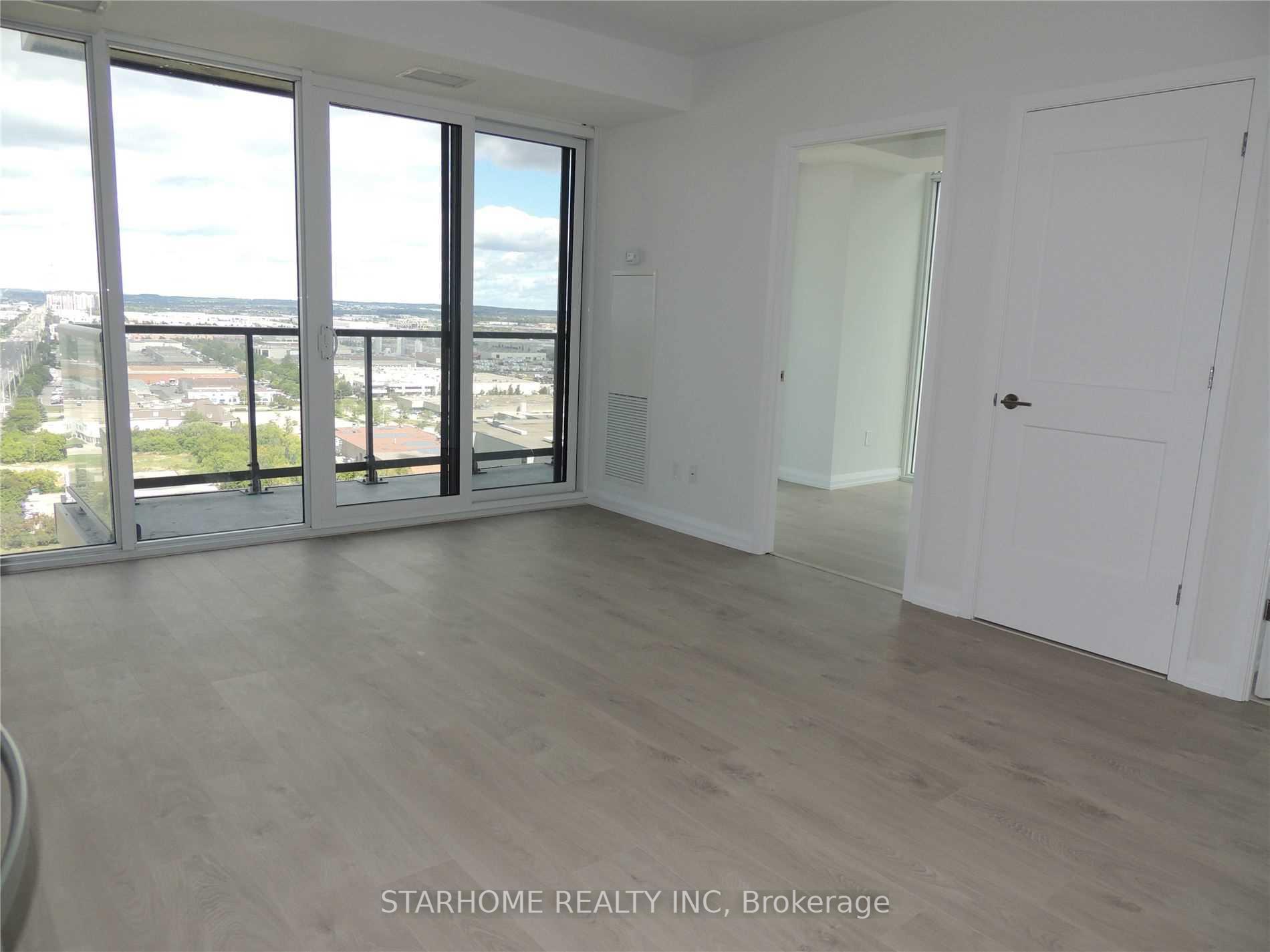 Photo 9 of Unit 2015, 7895 Jane Street, Vaughan, Concord — HOMEH