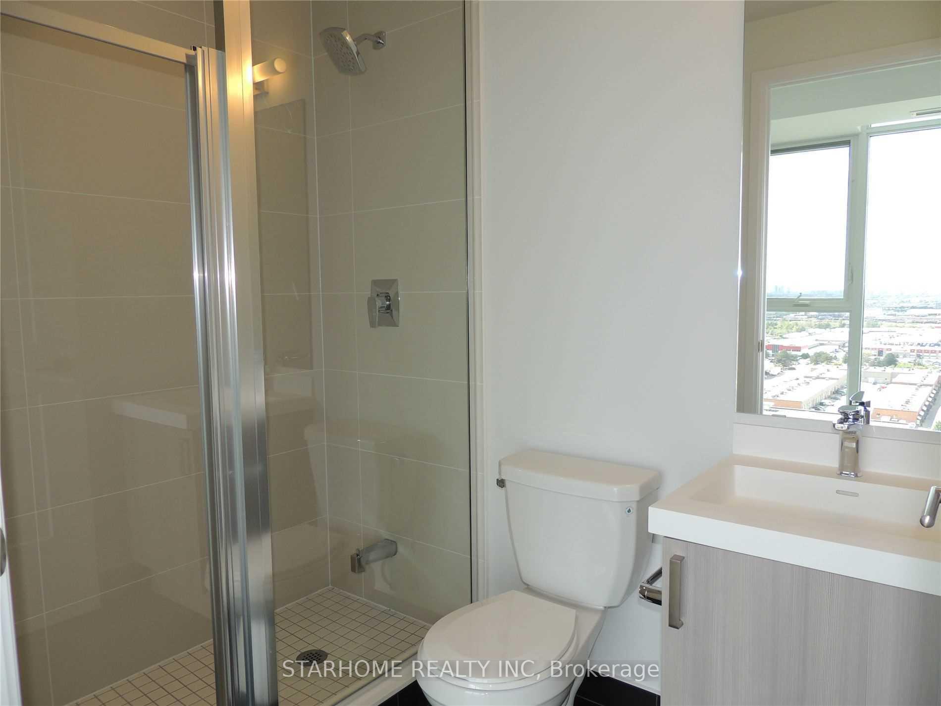Photo 12 of Unit 2015, 7895 Jane Street, Vaughan, Concord — HOMEH