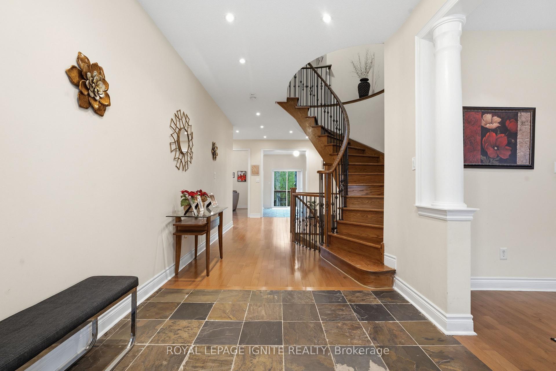 Photo 5 of 36 Valleyridge Crescent, Brampton, Bram East — HOMEH