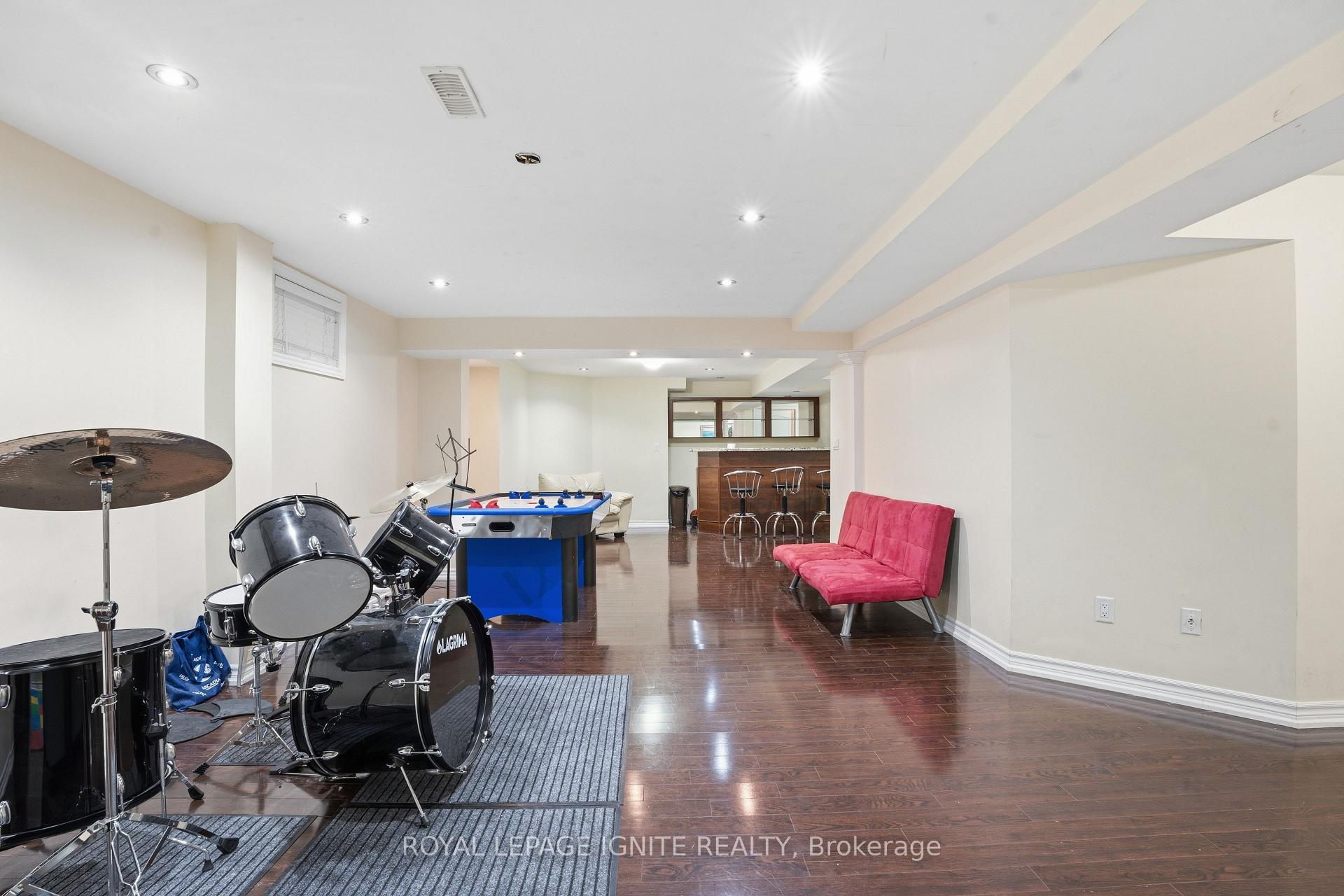 Photo 28 of 36 Valleyridge Crescent, Brampton, Bram East — HOMEH