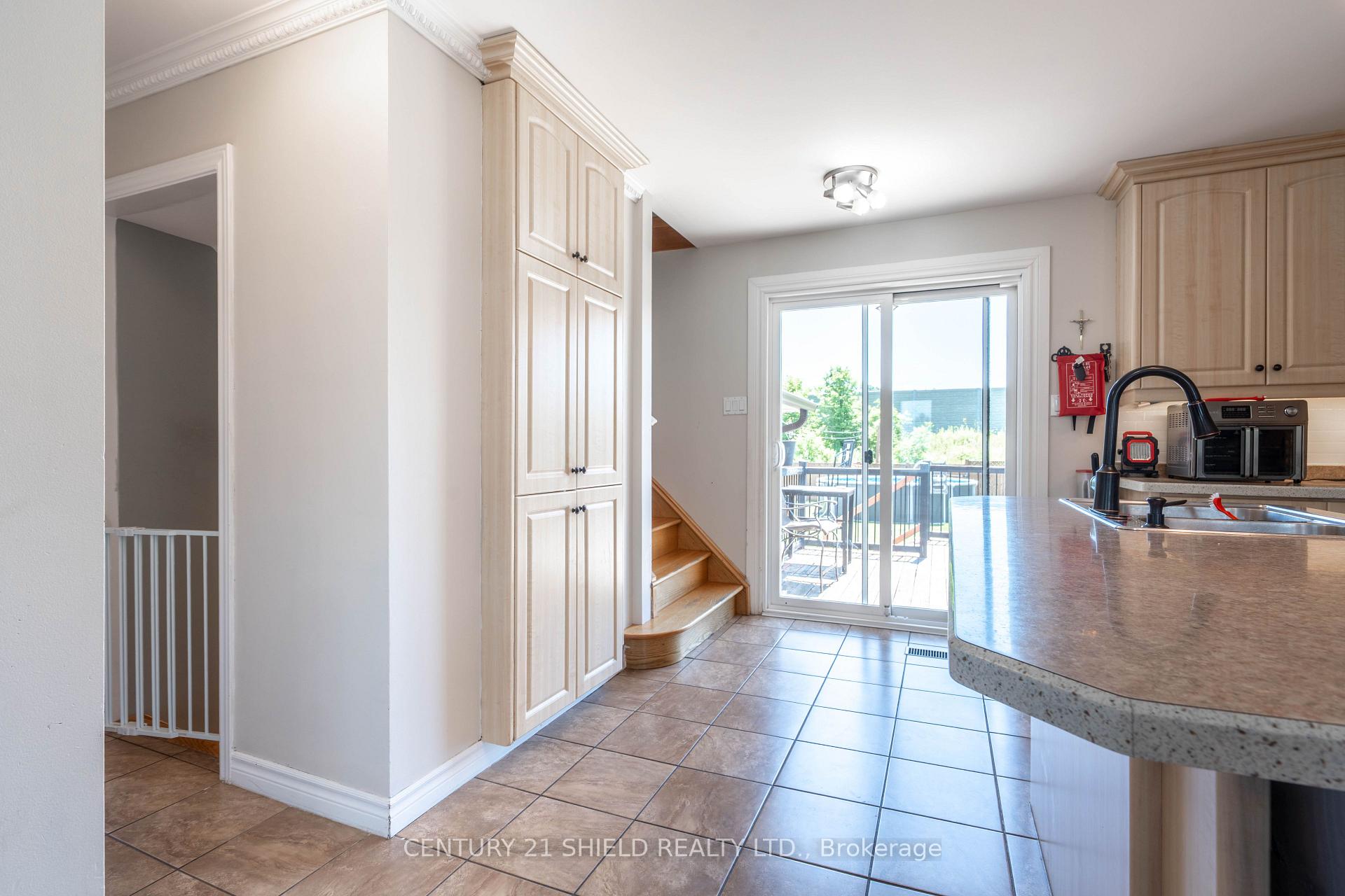 Photo 10 of 450 Patrick Street, Cornwall, Cornwall — HOMEH