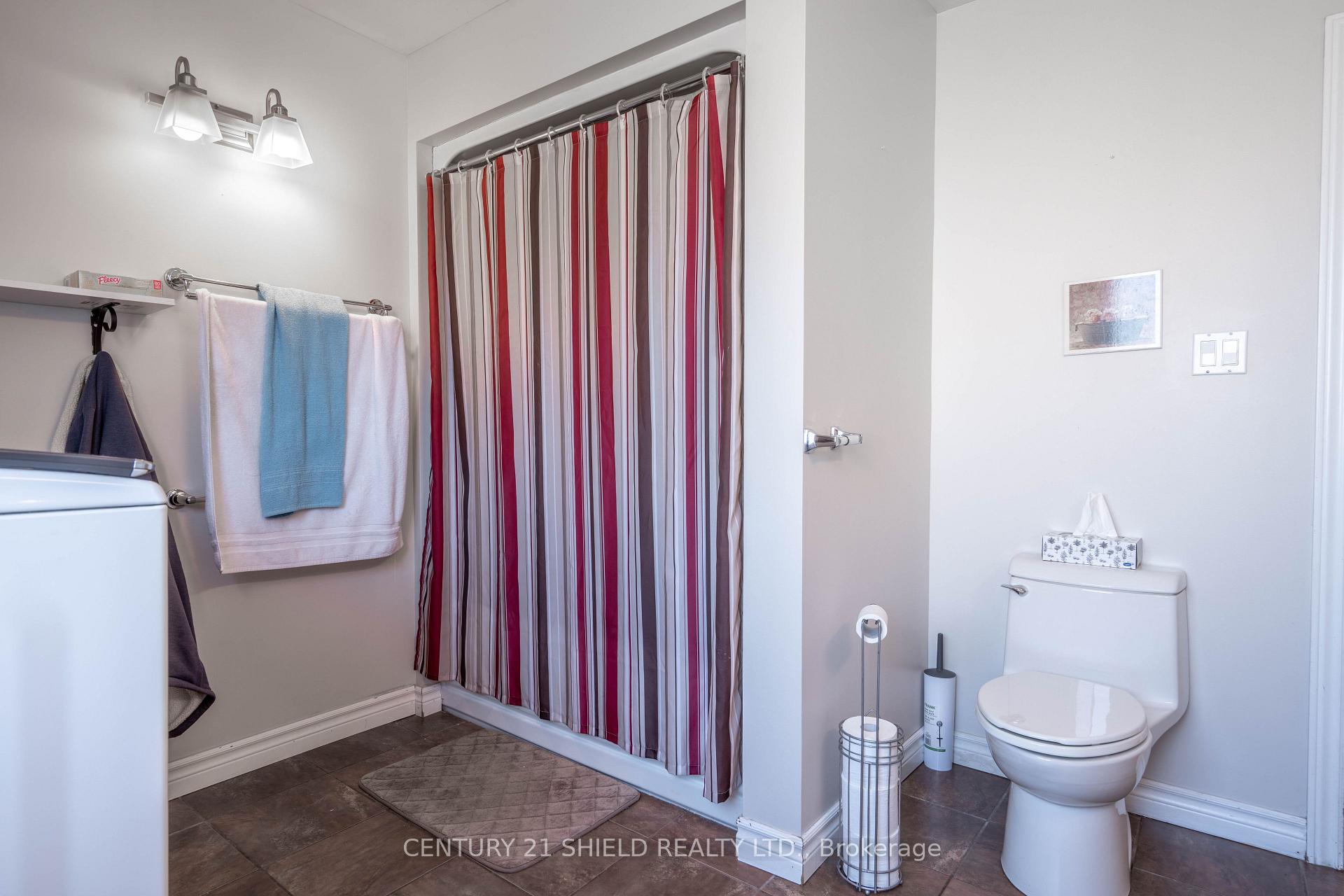 Photo 13 of 450 Patrick Street, Cornwall, Cornwall — HOMEH
