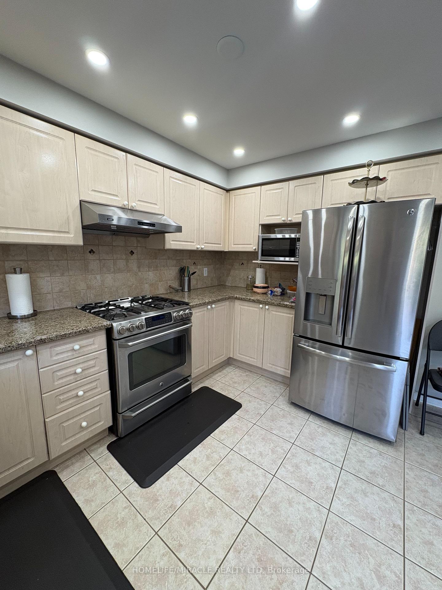 Photo 3 of 15 Nobbs Drive, Ajax, Northwest Ajax — HOMEH
