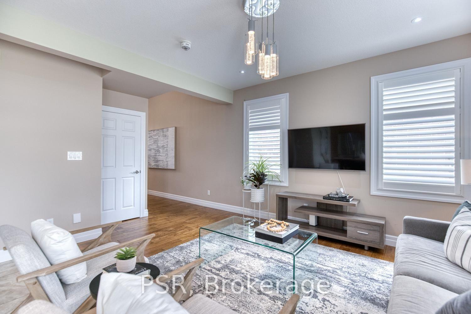 Photo 7 of 540 Landgren Court, Waterloo — HOMEH