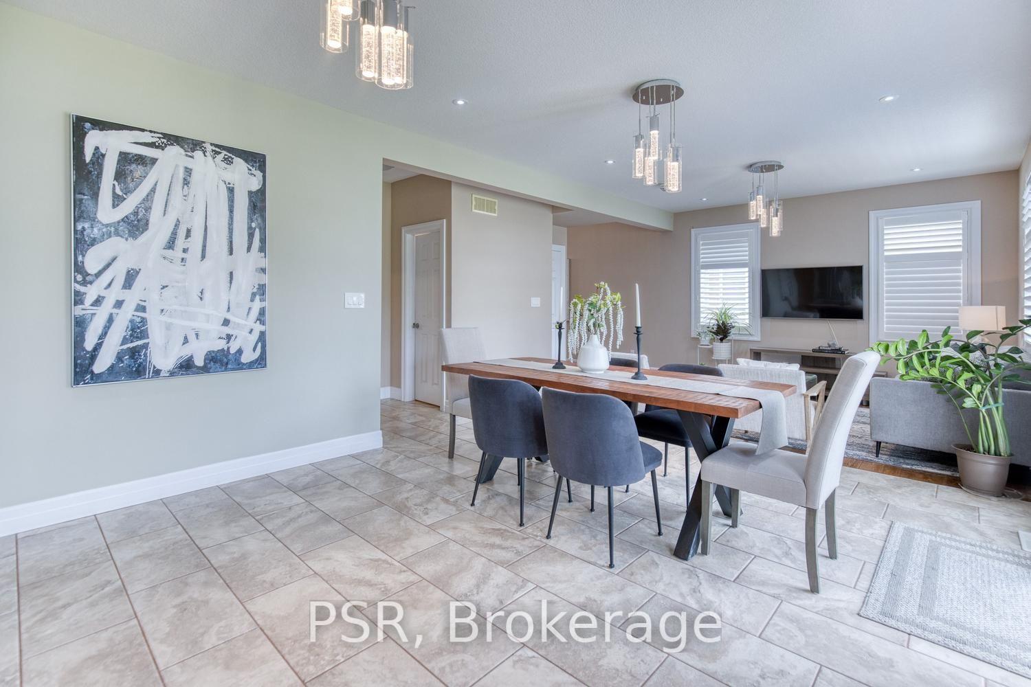 Photo 11 of 540 Landgren Court, Waterloo — HOMEH