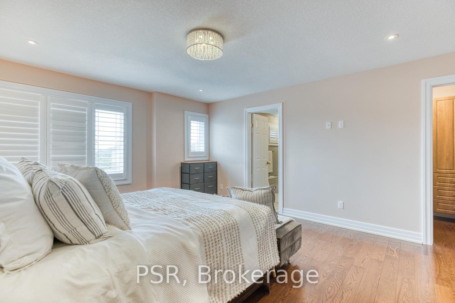 Photo 18 of 540 Landgren Court, Waterloo — HOMEH