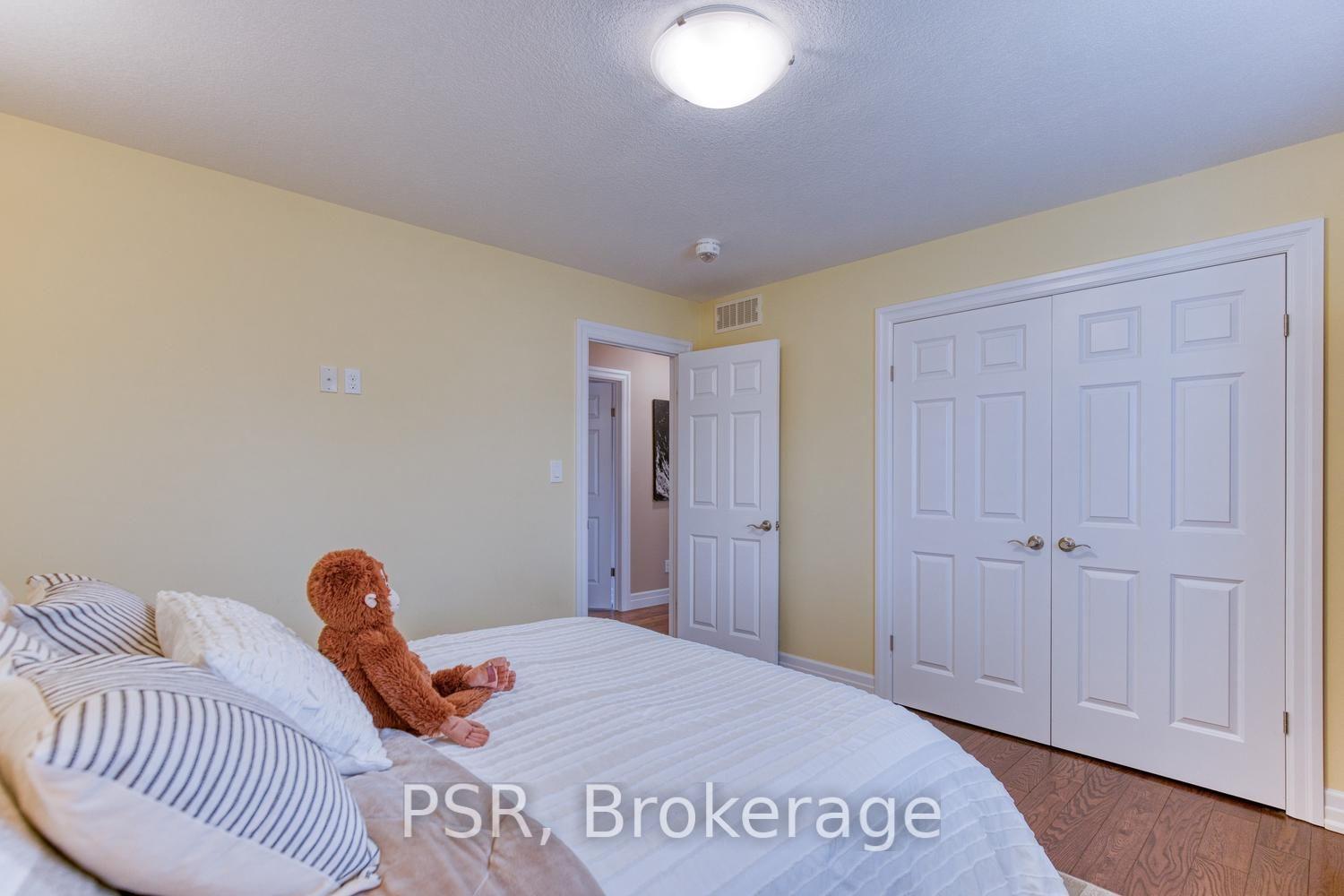 Photo 23 of 540 Landgren Court, Waterloo — HOMEH