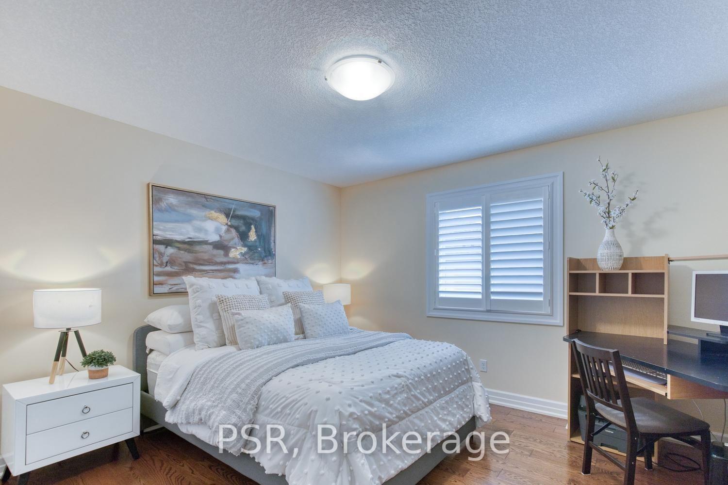 Photo 25 of 540 Landgren Court, Waterloo — HOMEH