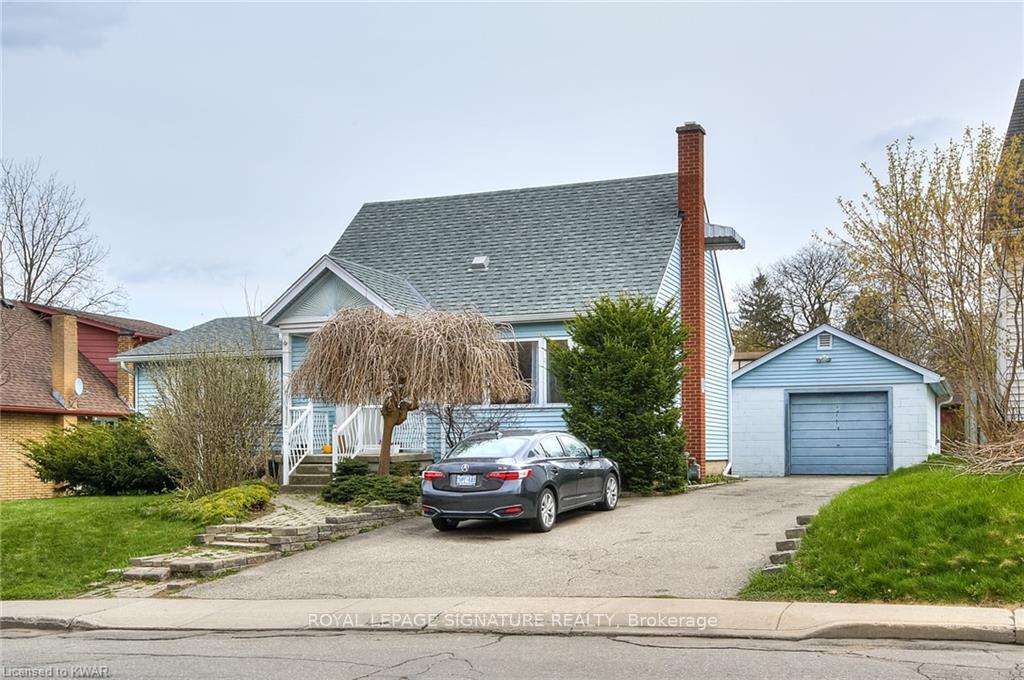 Photo 1 of Unit B, 29 Marshall Street, Waterloo, Beechwood/University — HOMEH