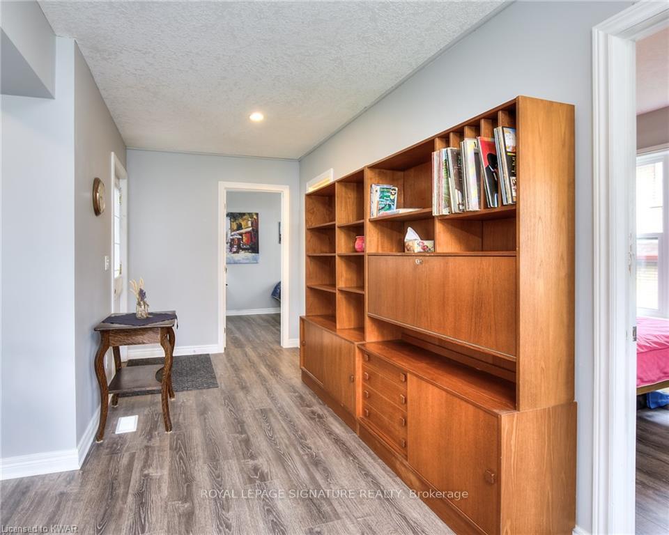 Photo 6 of Unit B, 29 Marshall Street, Waterloo, Beechwood/University — HOMEH
