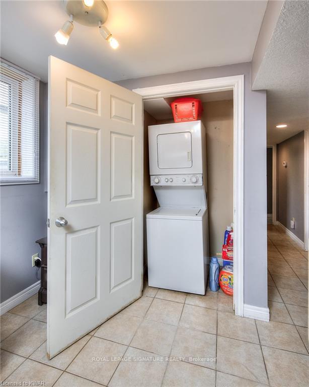 Photo 10 of Unit B, 29 Marshall Street, Waterloo, Beechwood/University — HOMEH