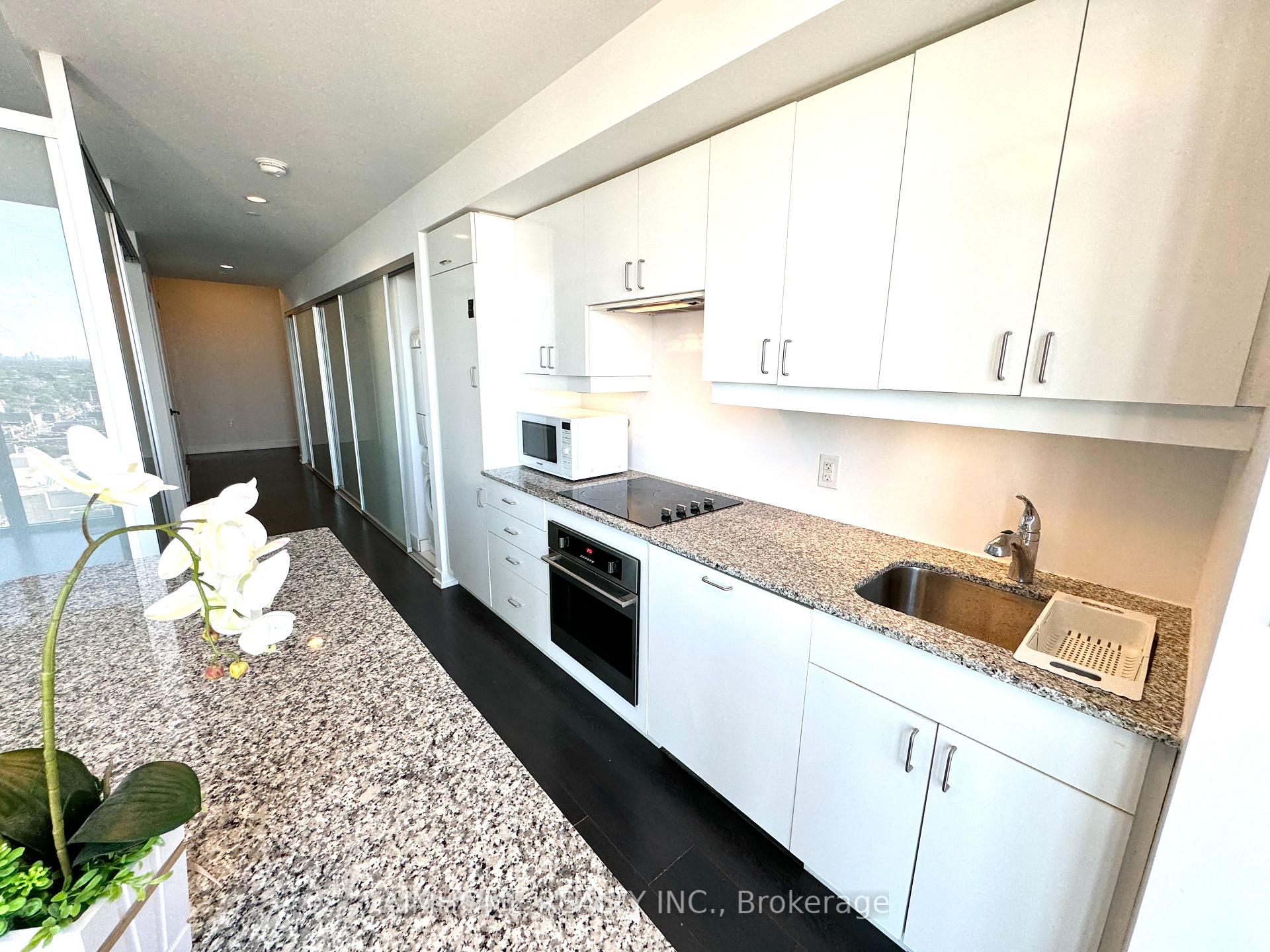 Photo 15 of Unit 2301, 426 University Avenue, Toronto, University — HOMEH