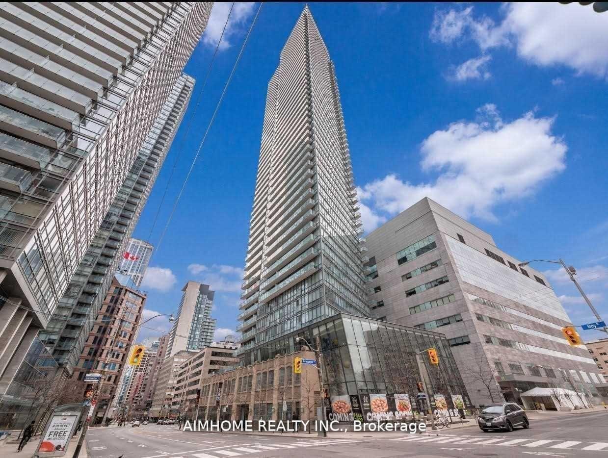 Photo 2 of Unit 2007, 832 Bay Street, Toronto, Bay Street Corridor — HOMEH