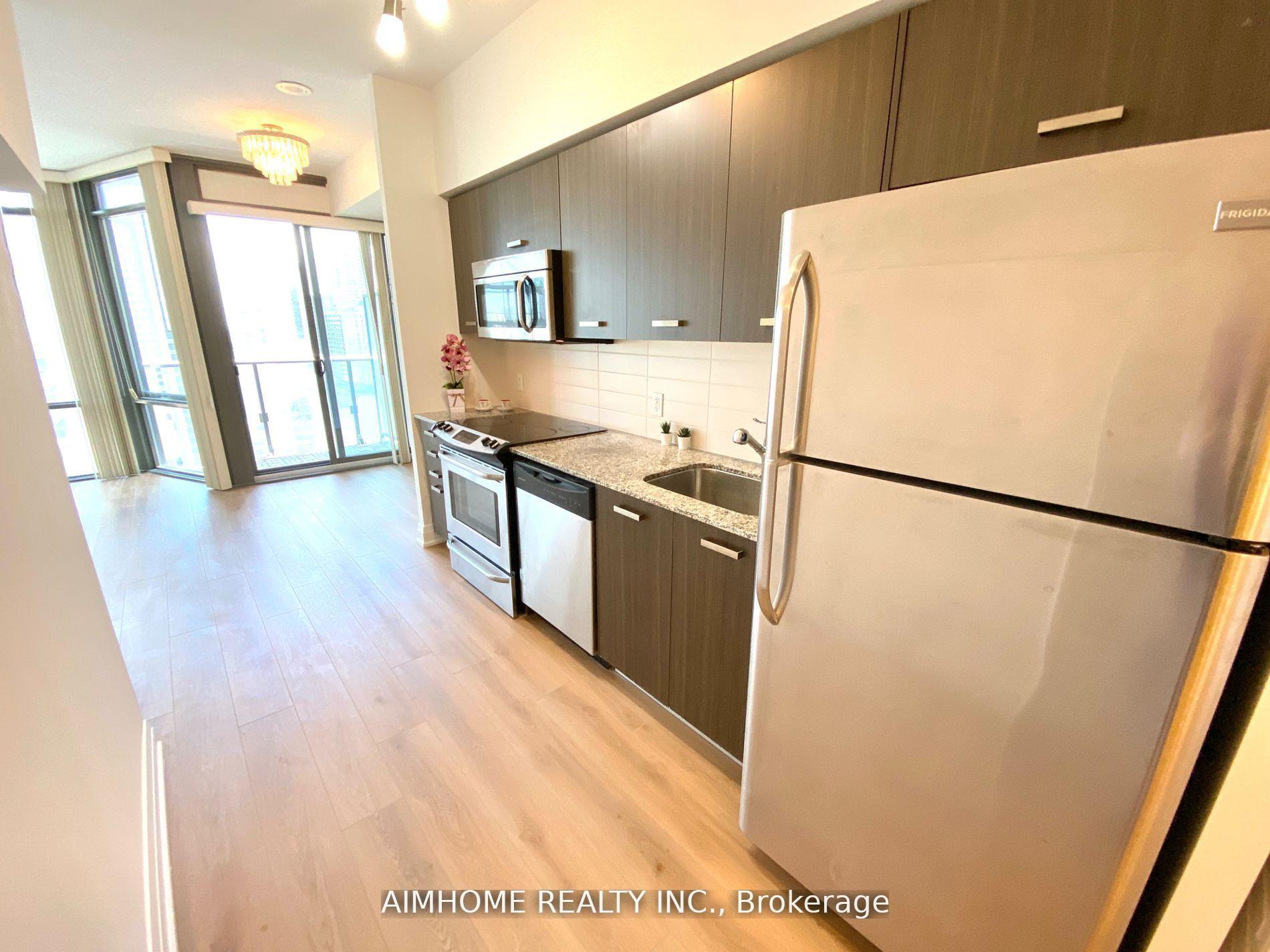 Photo 16 of Unit 2007, 832 Bay Street, Toronto, Bay Street Corridor — HOMEH