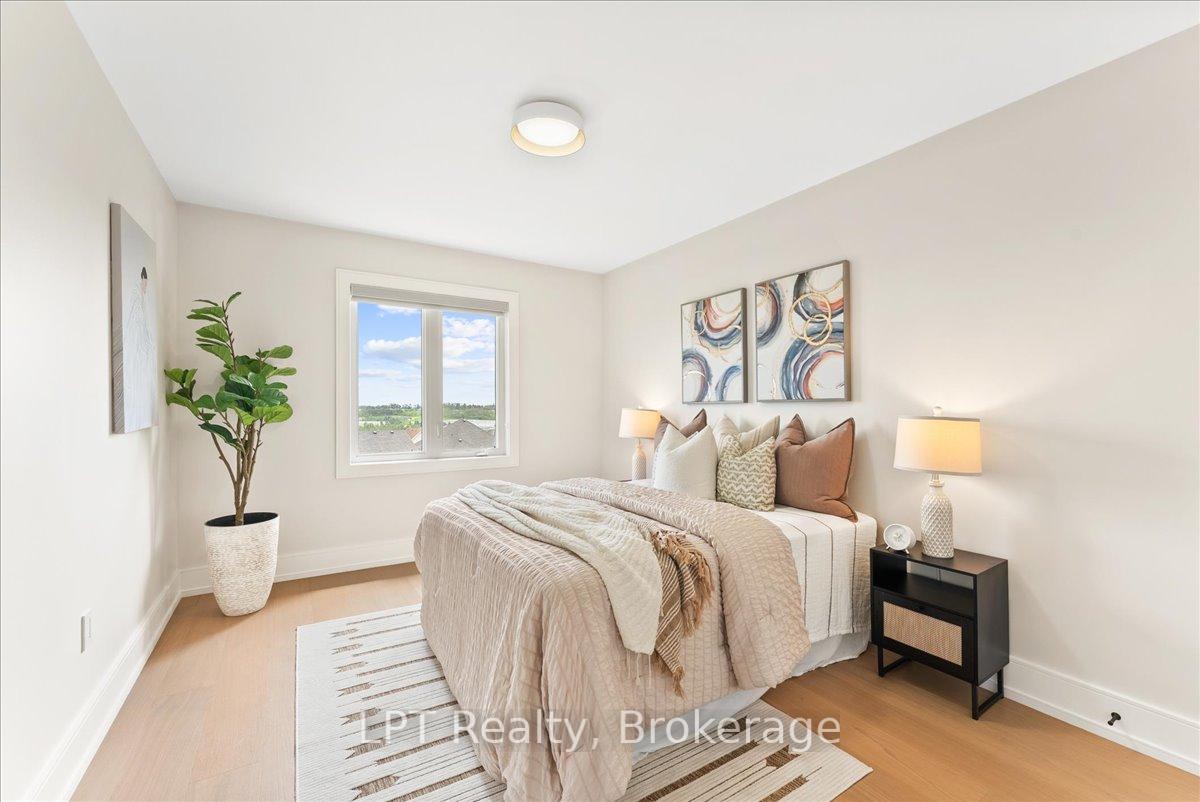 Photo 24 of 47 Atlantis Drive, Orillia — HOMEH