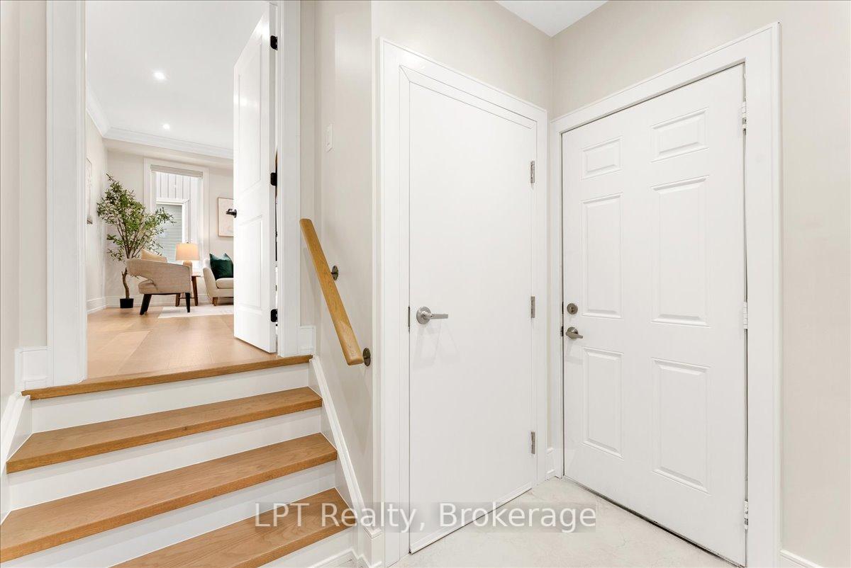 Photo 32 of 47 Atlantis Drive, Orillia — HOMEH