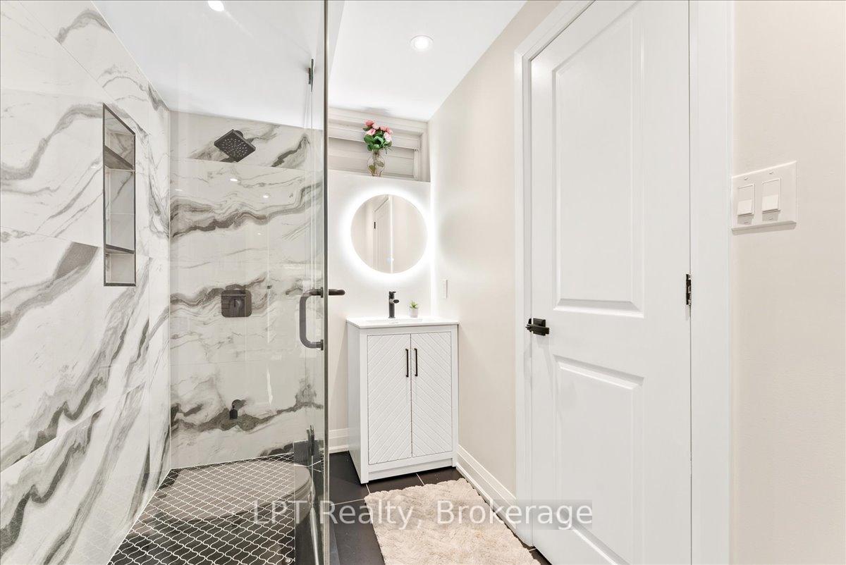 Photo 39 of 47 Atlantis Drive, Orillia — HOMEH