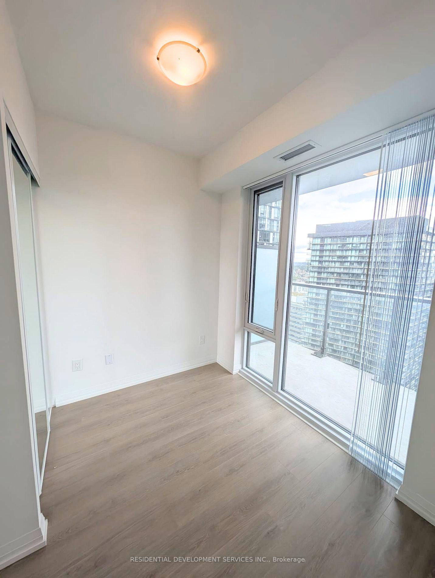 Photo 8 of Unit 3628, 28 Widmer Street, Toronto, Waterfront Communities — HOMEH
