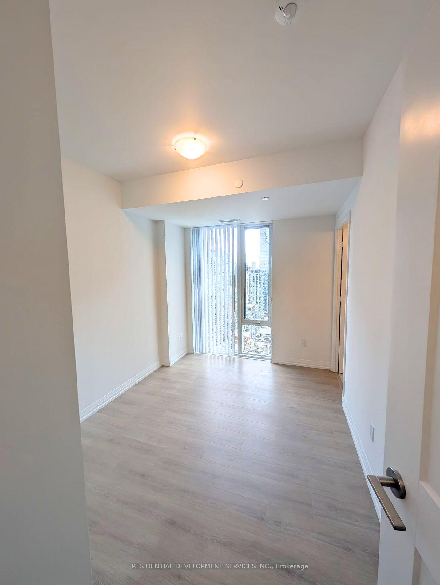 Photo 9 of Unit 3628, 28 Widmer Street, Toronto, Waterfront Communities — HOMEH