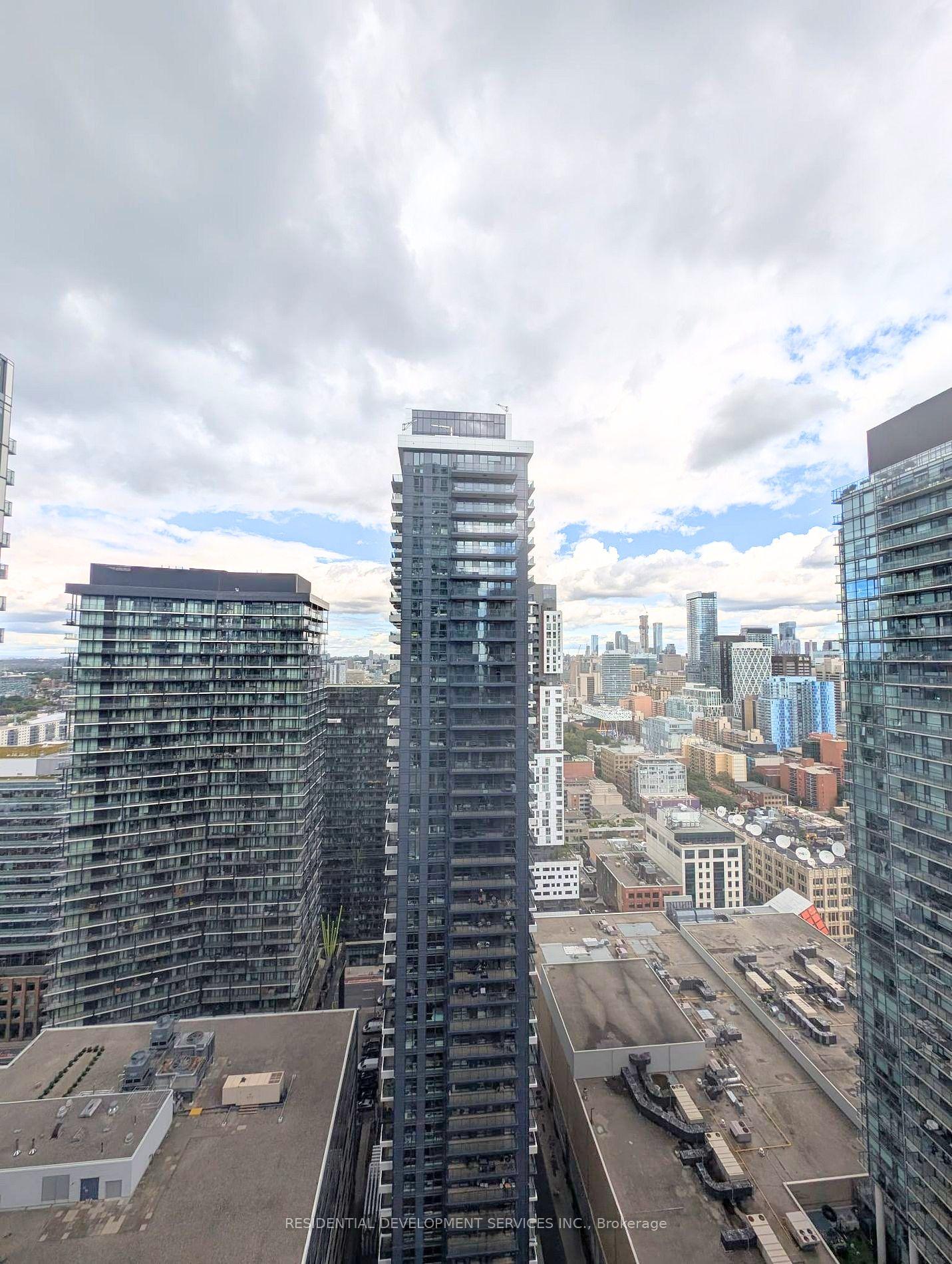 Photo 14 of Unit 3628, 28 Widmer Street, Toronto, Waterfront Communities — HOMEH