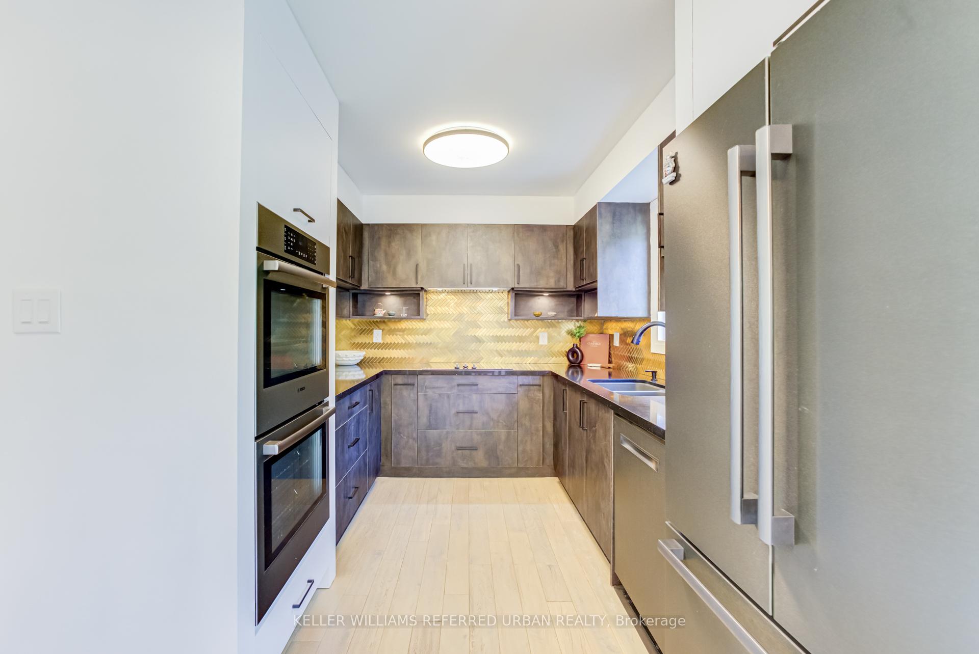 Photo 14 of 7 Cossar Drive, Aurora, Aurora Highlands — HOMEH