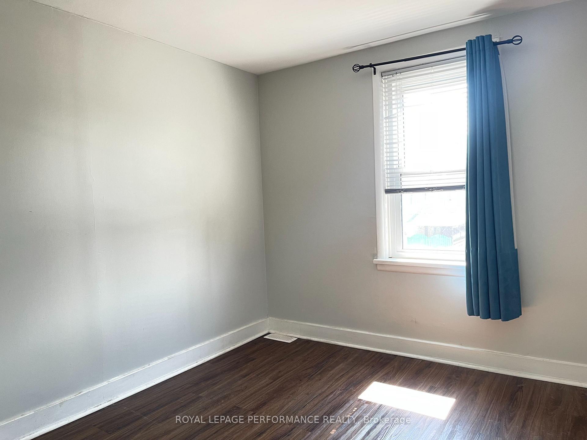 Photo 11 of 205 Guy Street, Cornwall, Cornwall — HOMEH