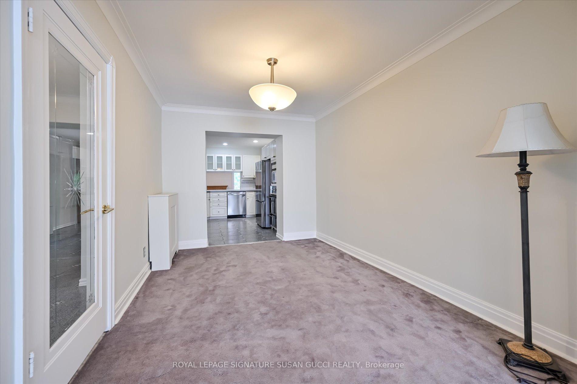 Photo 7 of Unit Main, 32 Marilyn Crescent, Toronto, O'Connor-Parkview — HOMEH