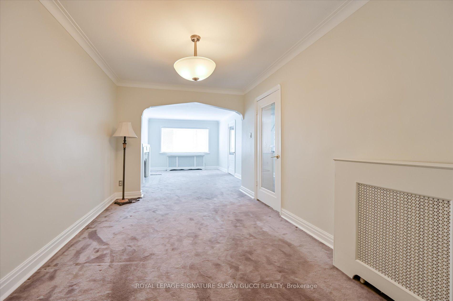 Photo 8 of Unit Main, 32 Marilyn Crescent, Toronto, O'Connor-Parkview — HOMEH