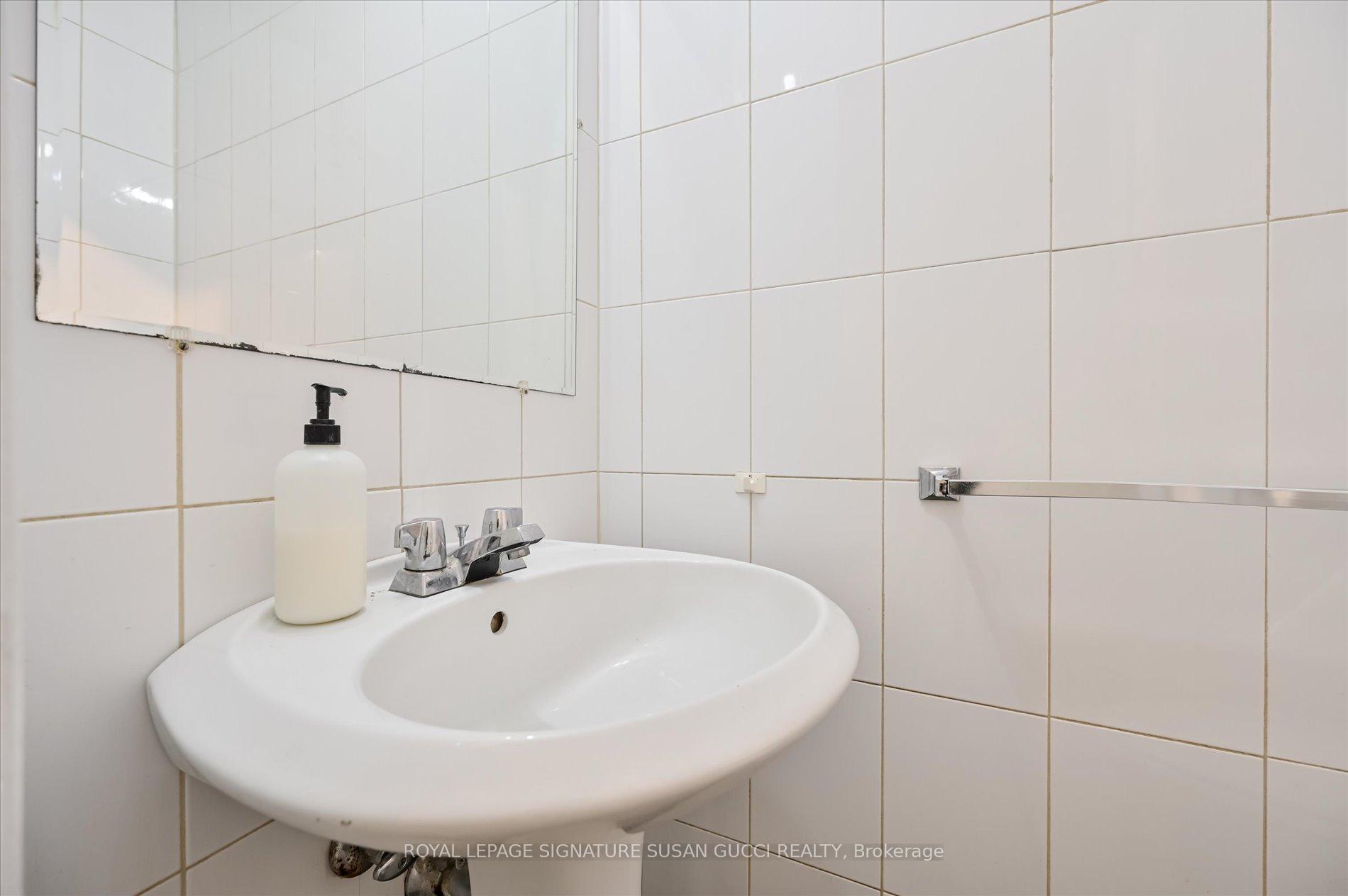 Photo 17 of Unit Main, 32 Marilyn Crescent, Toronto, O'Connor-Parkview — HOMEH