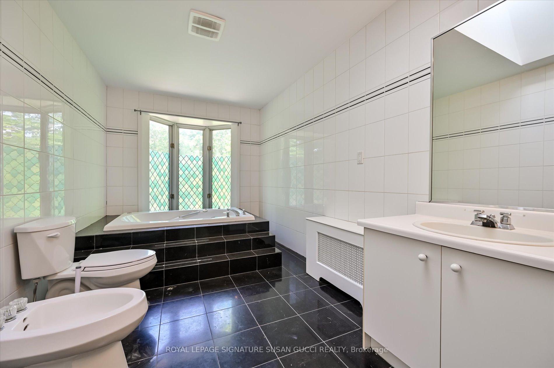 Photo 26 of Unit Main, 32 Marilyn Crescent, Toronto, O'Connor-Parkview — HOMEH