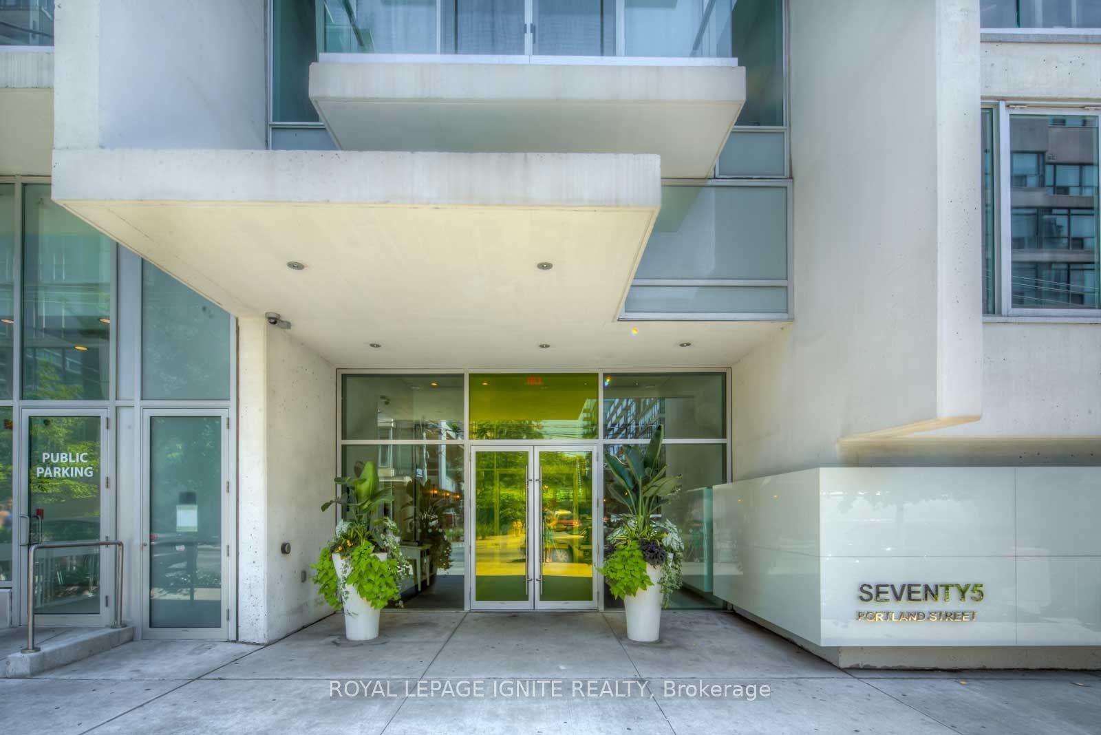 Photo of Unit 406, 75 Portland Street