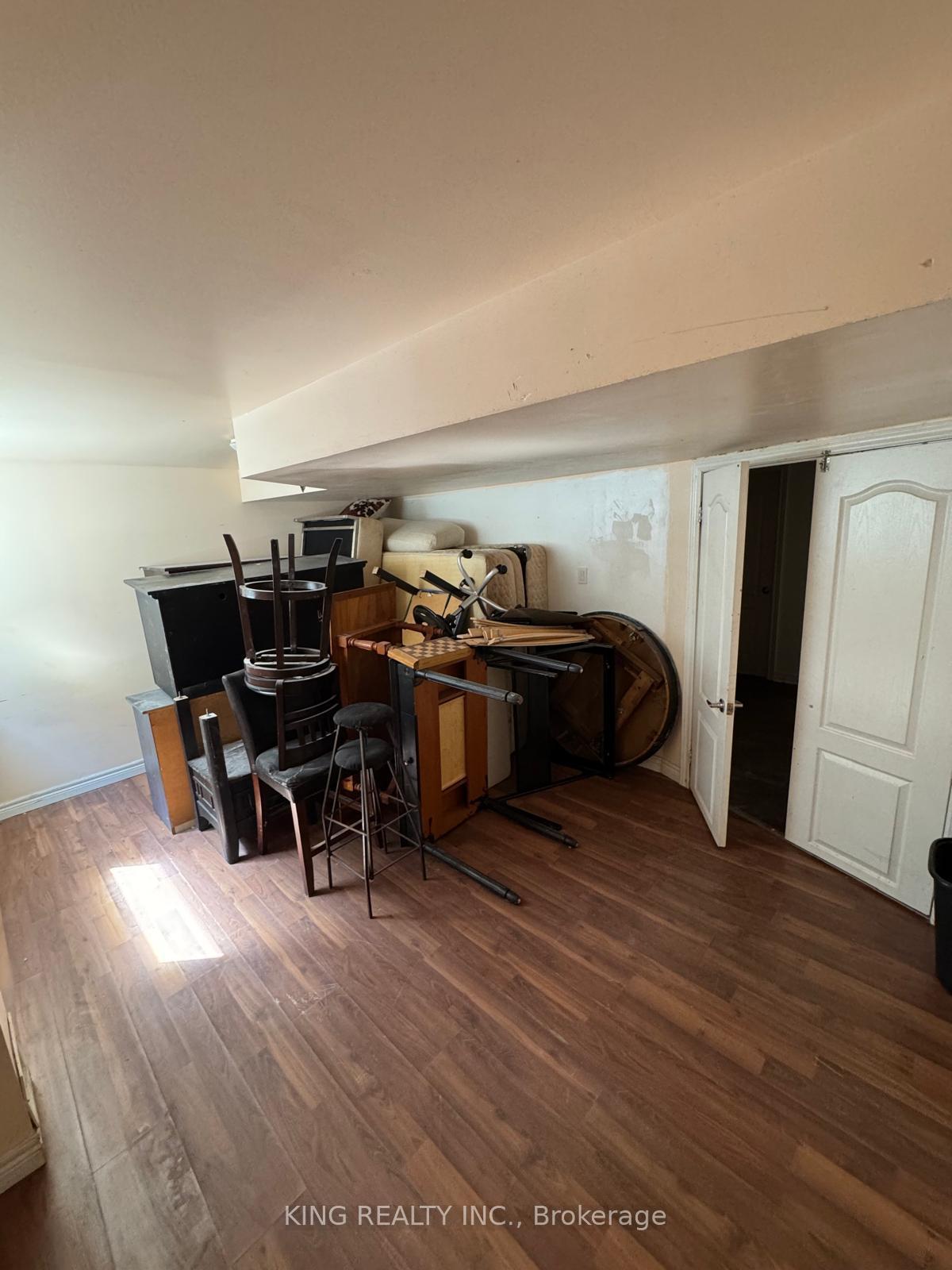 Photo 4 of Unit Basement, 48 Brighton Road, Barrie, Georgian Drive — HOMEH
