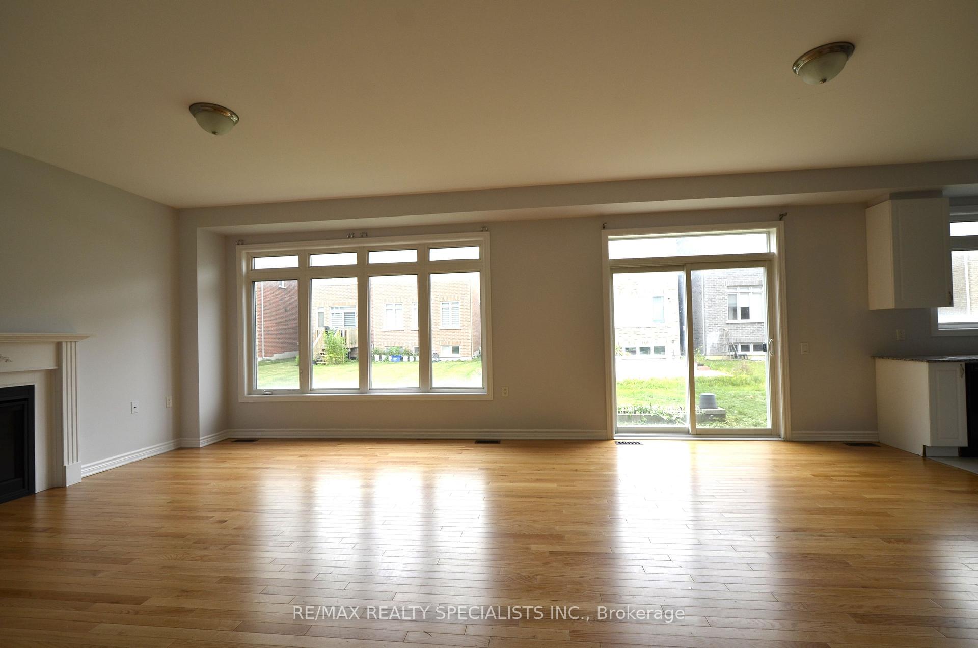 Photo 10 of 74 Dotchson Avenue, Caledon, Rural Caledon — HOMEH