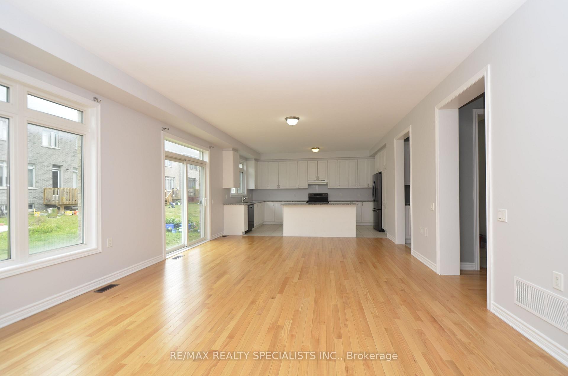 Photo 12 of 74 Dotchson Avenue, Caledon, Rural Caledon — HOMEH