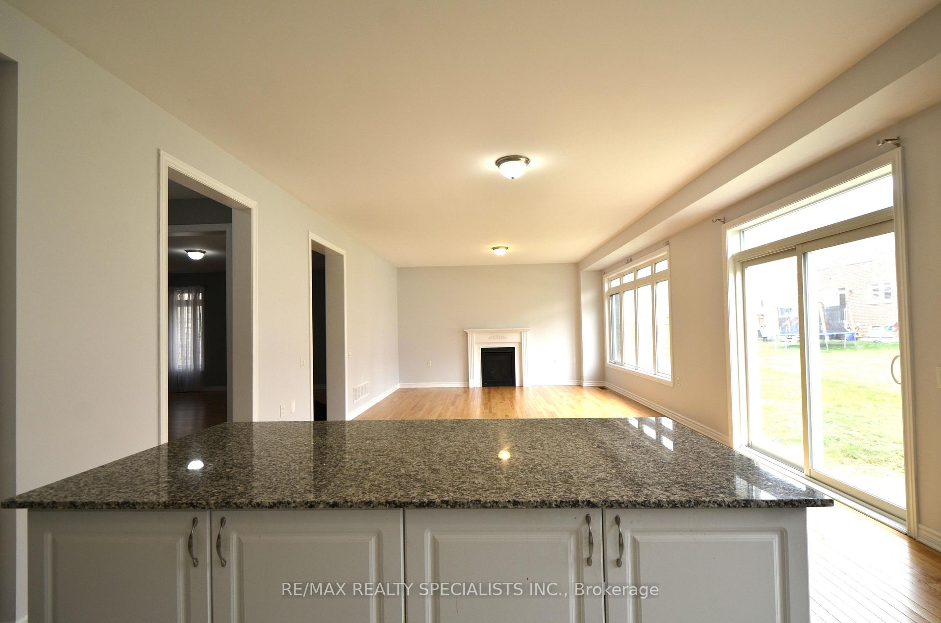 Photo 16 of 74 Dotchson Avenue, Caledon, Rural Caledon — HOMEH