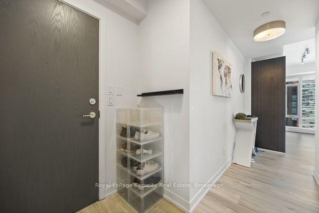 Photo 10 of Unit 2409, 21 Widmer Street, Toronto, Waterfront Communities — HOMEH