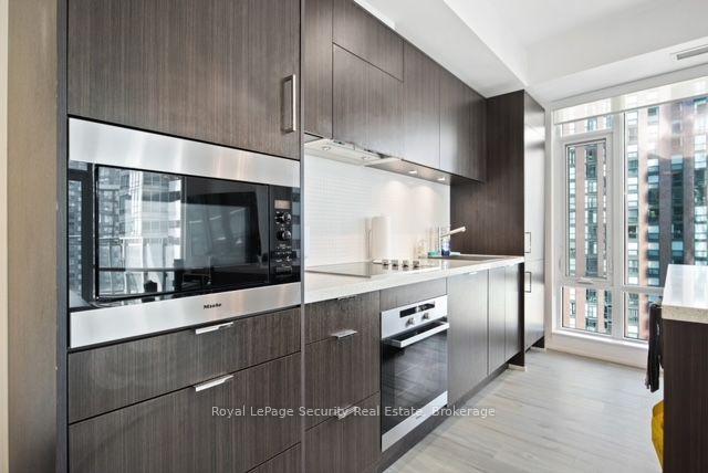 Photo 12 of Unit 2409, 21 Widmer Street, Toronto, Waterfront Communities — HOMEH