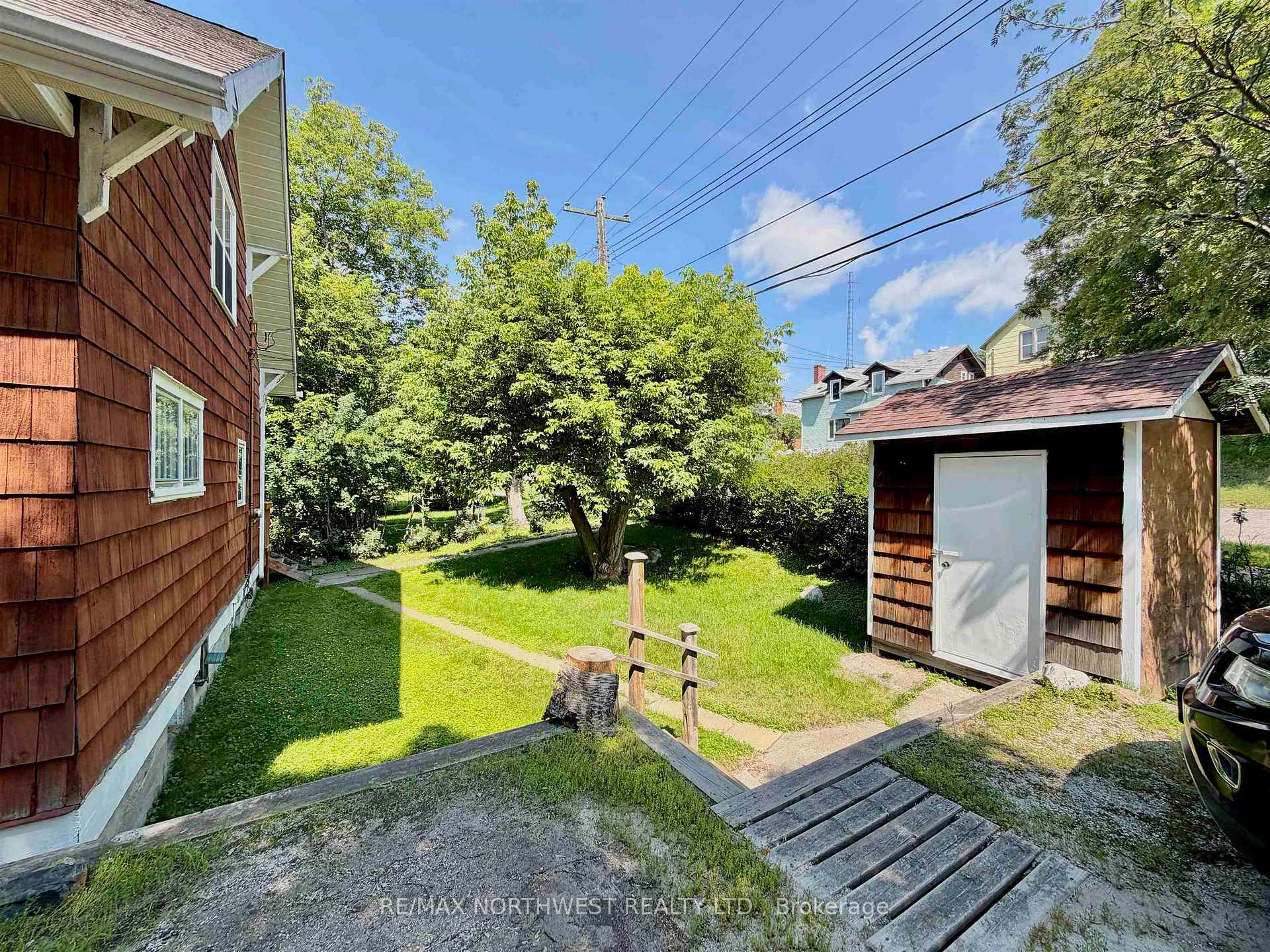 Photo 4 of 214 Matheson St N, Kenora, North End — HOMEH