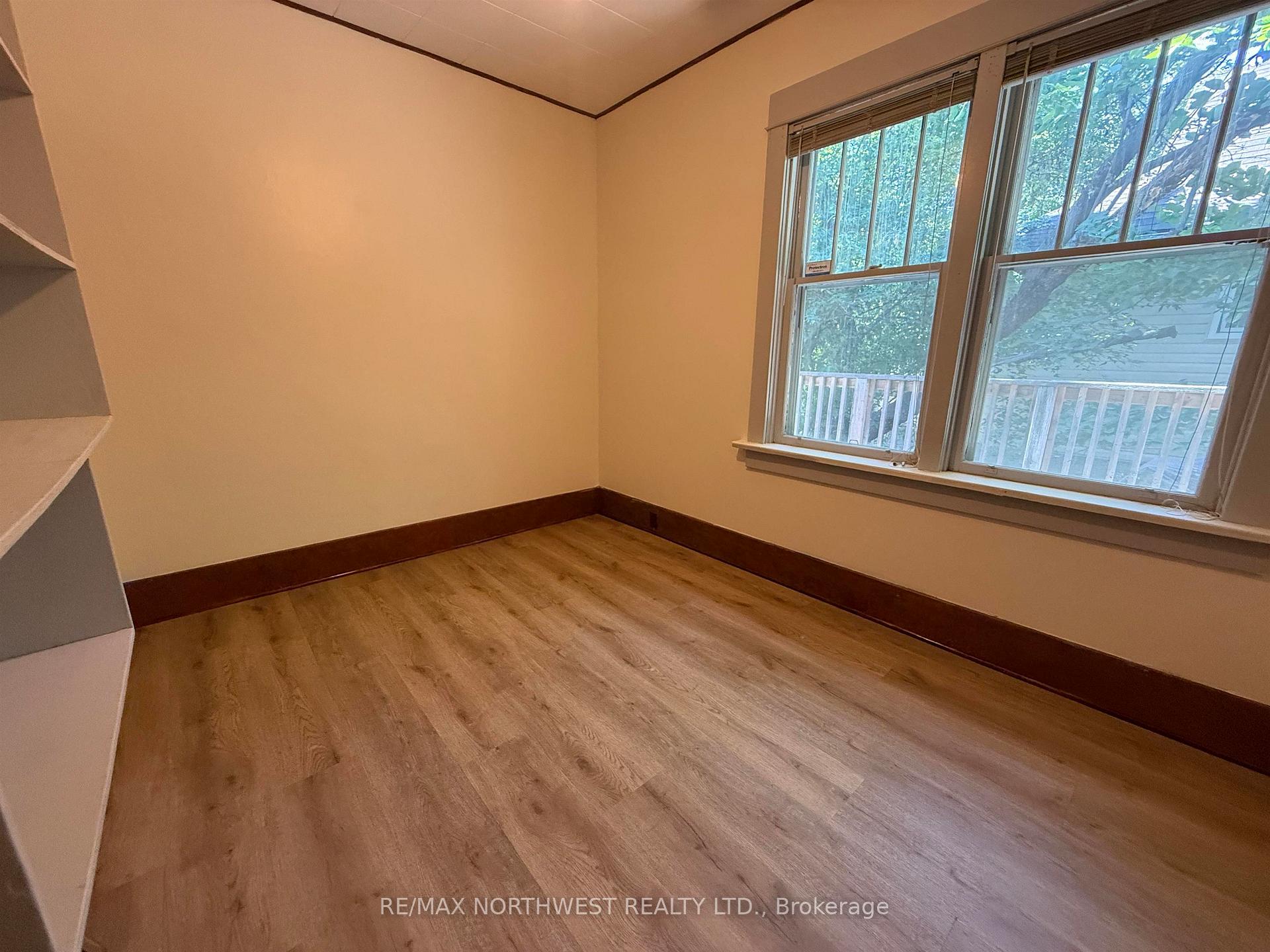 Photo 18 of 214 Matheson St N, Kenora, North End — HOMEH