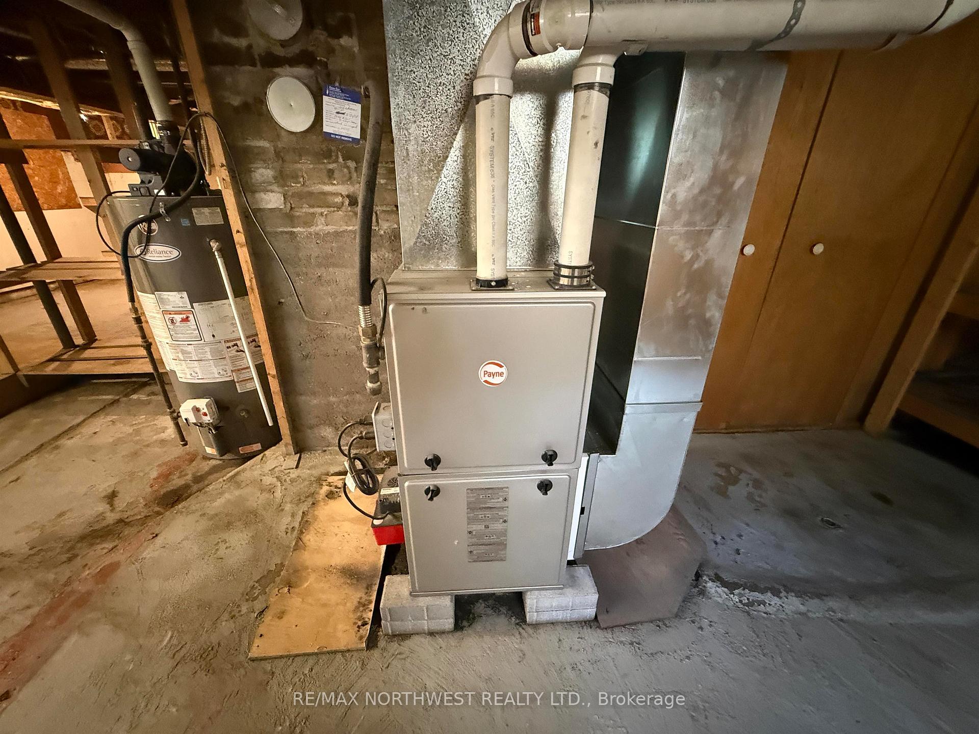Photo 31 of 214 Matheson St N, Kenora, North End — HOMEH