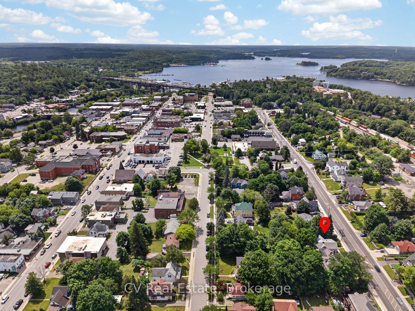Photo 8 of 39 Church Street, Parry Sound — HOMEH