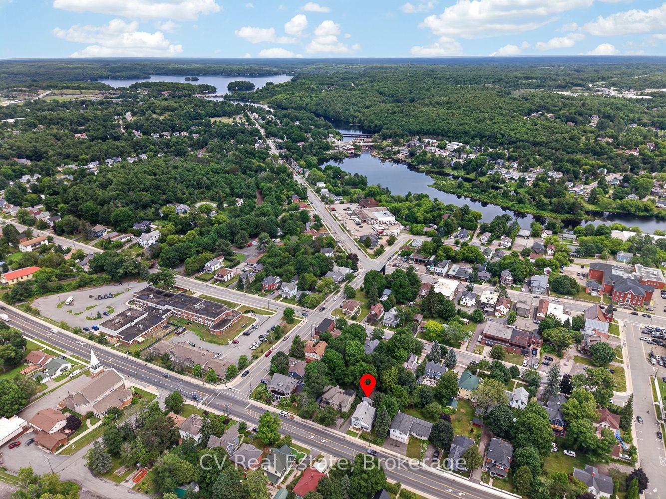 Photo 9 of 39 Church Street, Parry Sound — HOMEH