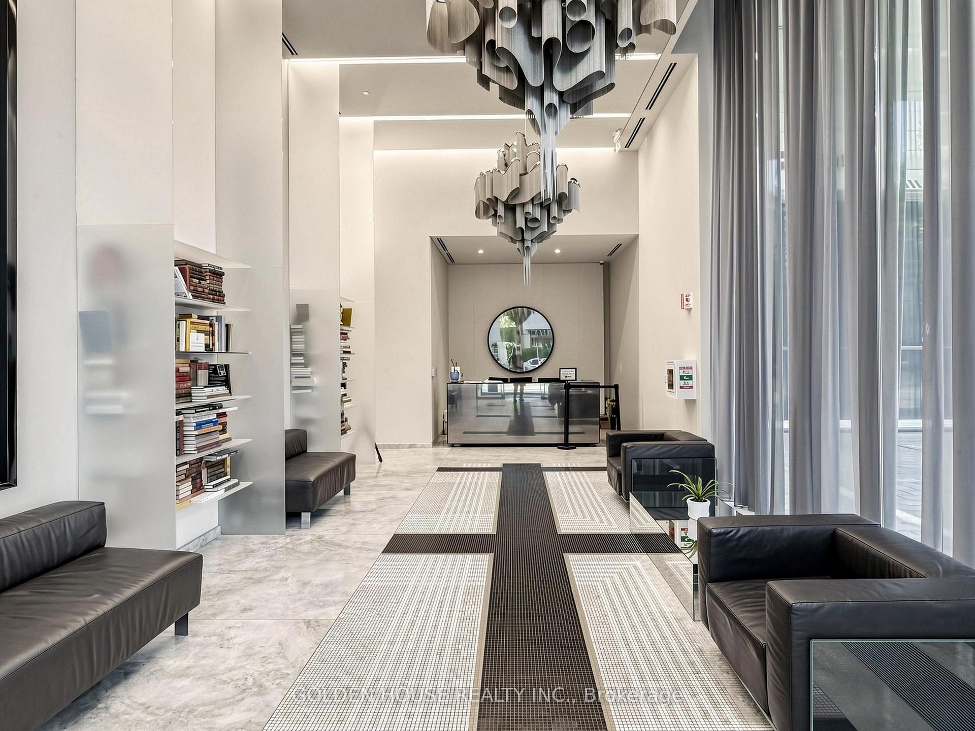Photo 2 of Unit 735, 8 Hillsdale Avenue E, Toronto, Mount Pleasant West — HOMEH