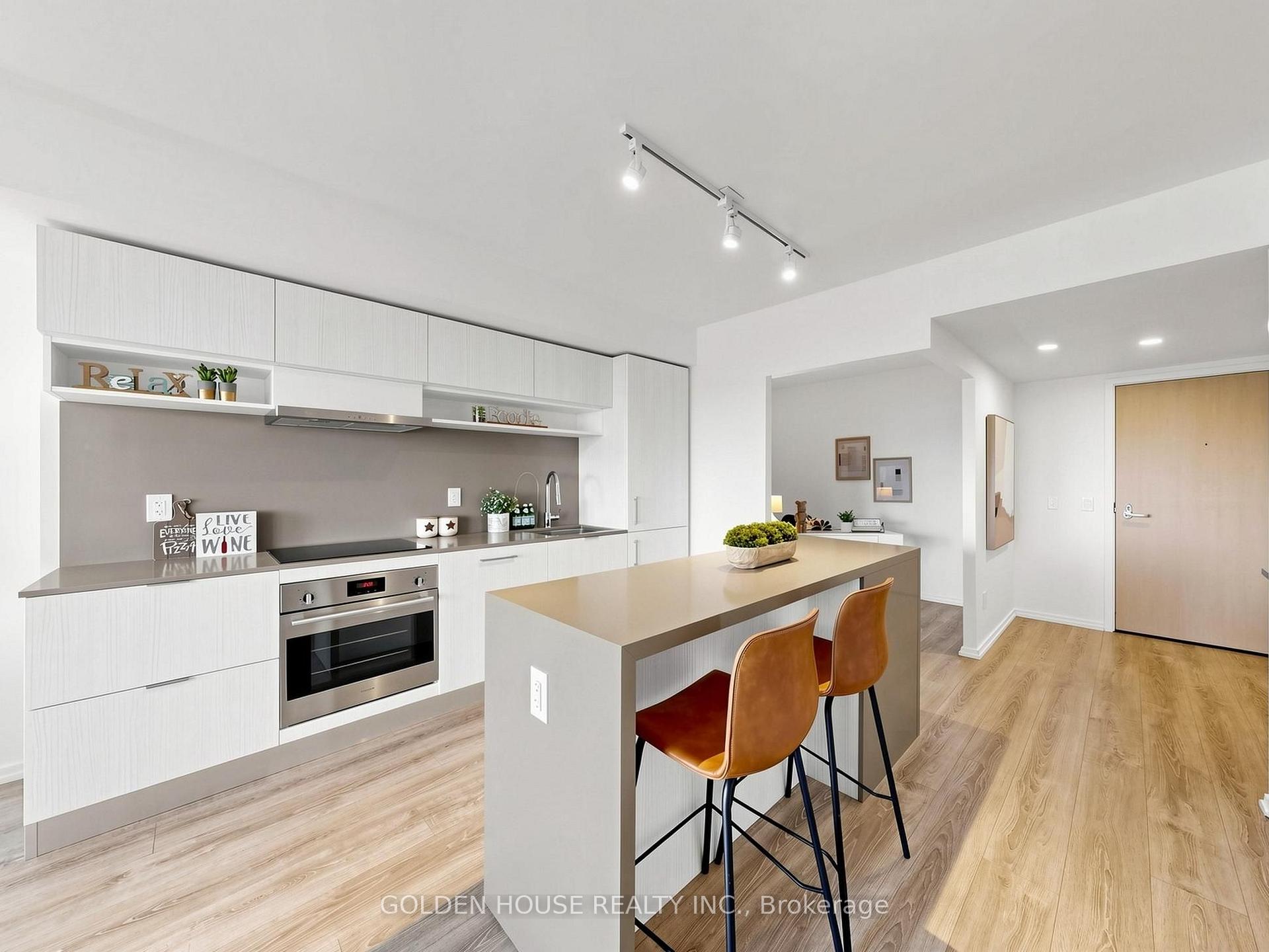 Photo 13 of Unit 735, 8 Hillsdale Avenue E, Toronto, Mount Pleasant West — HOMEH