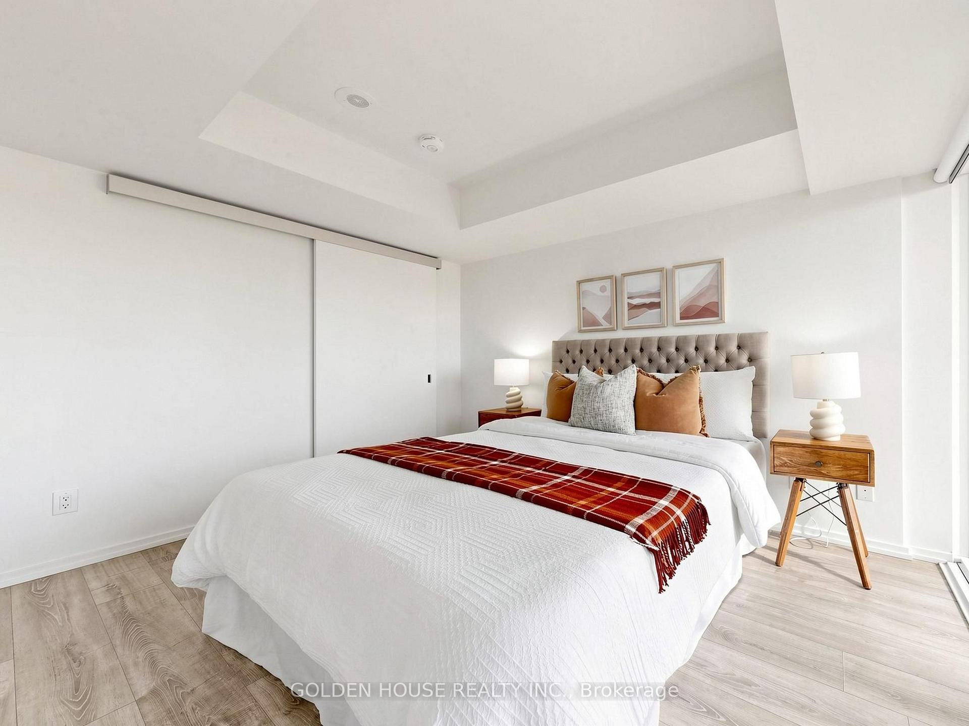 Photo 15 of Unit 735, 8 Hillsdale Avenue E, Toronto, Mount Pleasant West — HOMEH