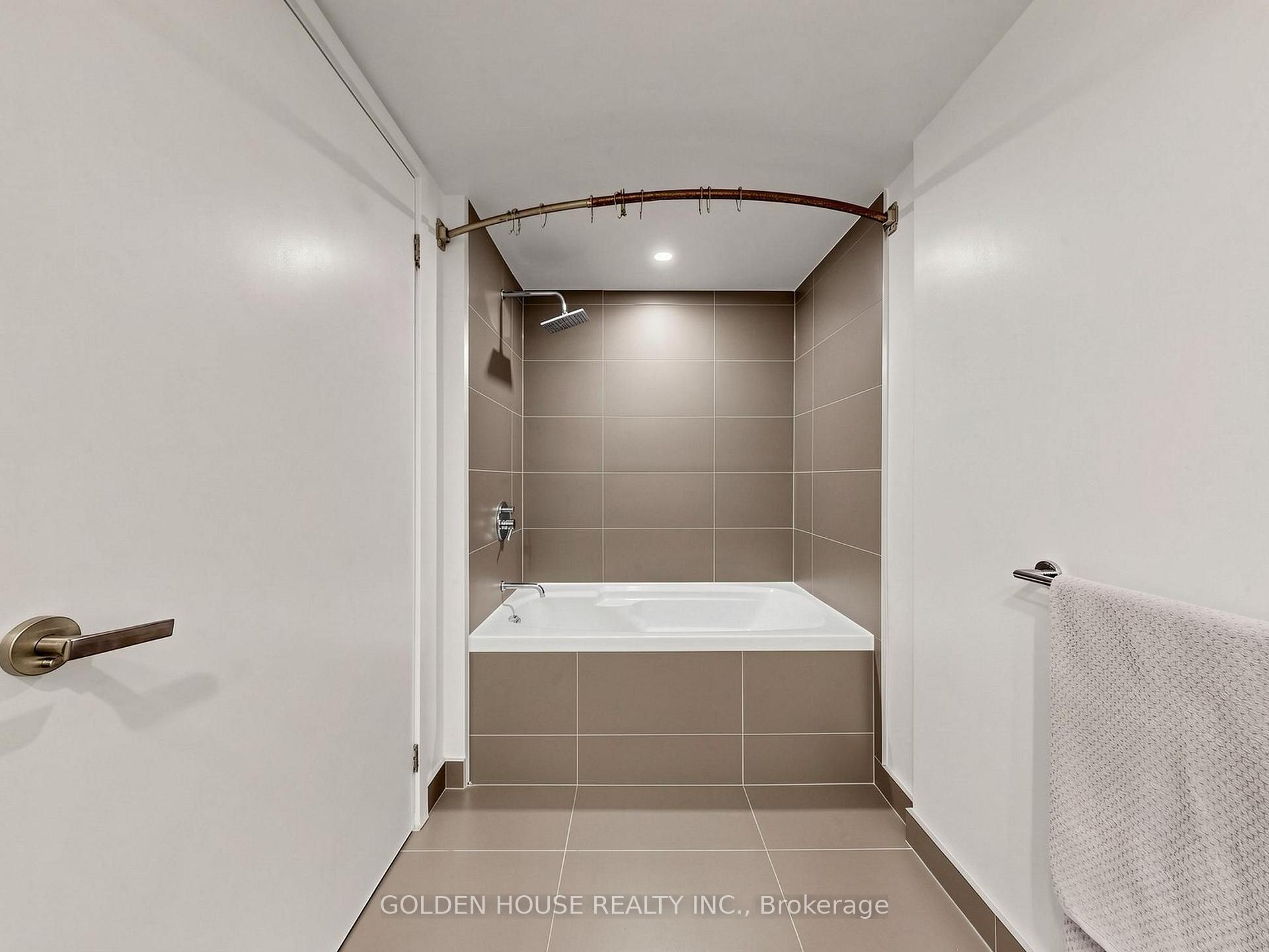 Photo 34 of Unit 735, 8 Hillsdale Avenue E, Toronto, Mount Pleasant West — HOMEH