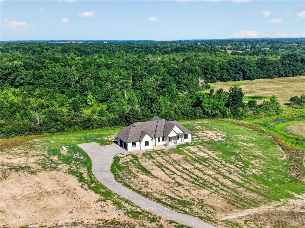 Photo 2 of 680 Caistorville Road, West Lincoln, West Lincoln — HOMEH